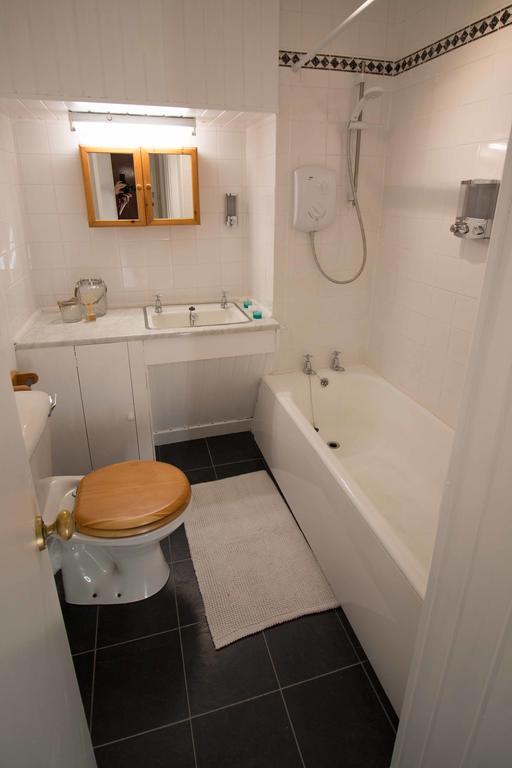 Bright & Airy Two Bed Set In Granite Lejlighed Aberdeen Eksteriør billede