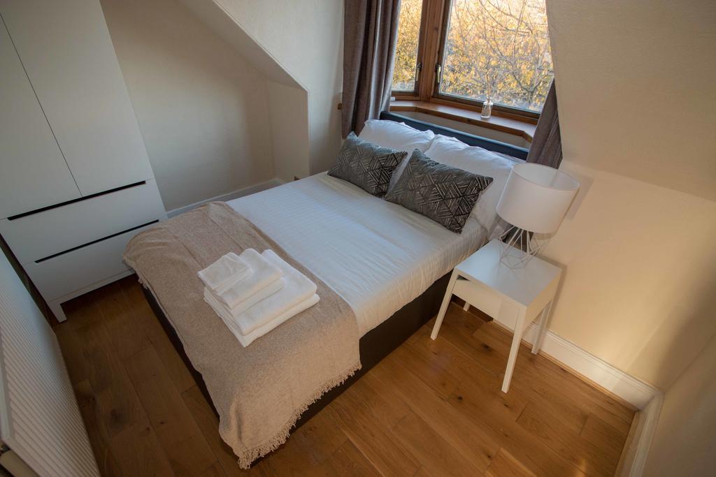 Bright & Airy Two Bed Set In Granite Lejlighed Aberdeen Eksteriør billede