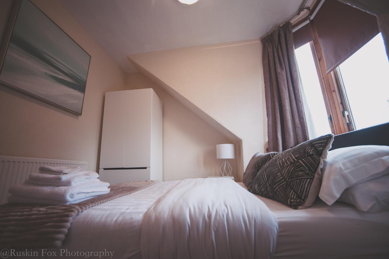 Bright & Airy Two Bed Set In Granite Lejlighed Aberdeen Eksteriør billede